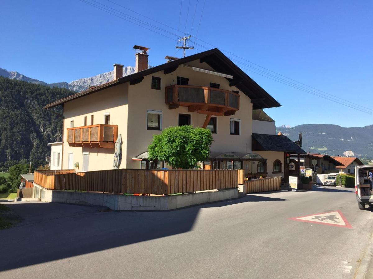 Ferienwohnung Eg Familie Meinschad Rietz Екстериор снимка